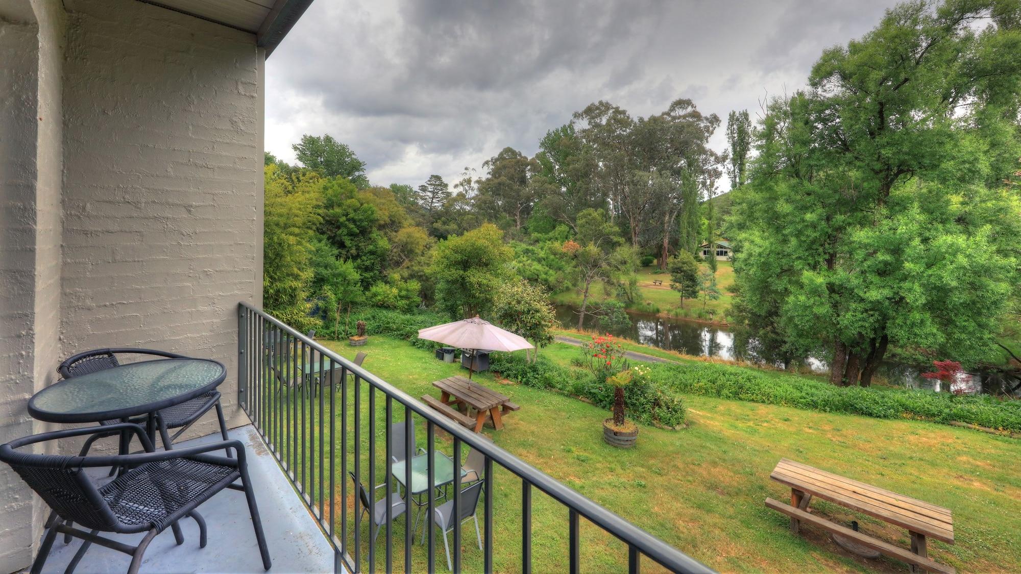 Riverbank Park Motel Bright Buitenkant foto