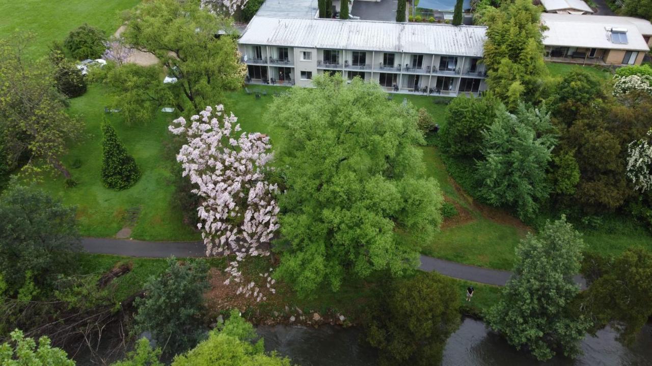 Riverbank Park Motel Bright Buitenkant foto
