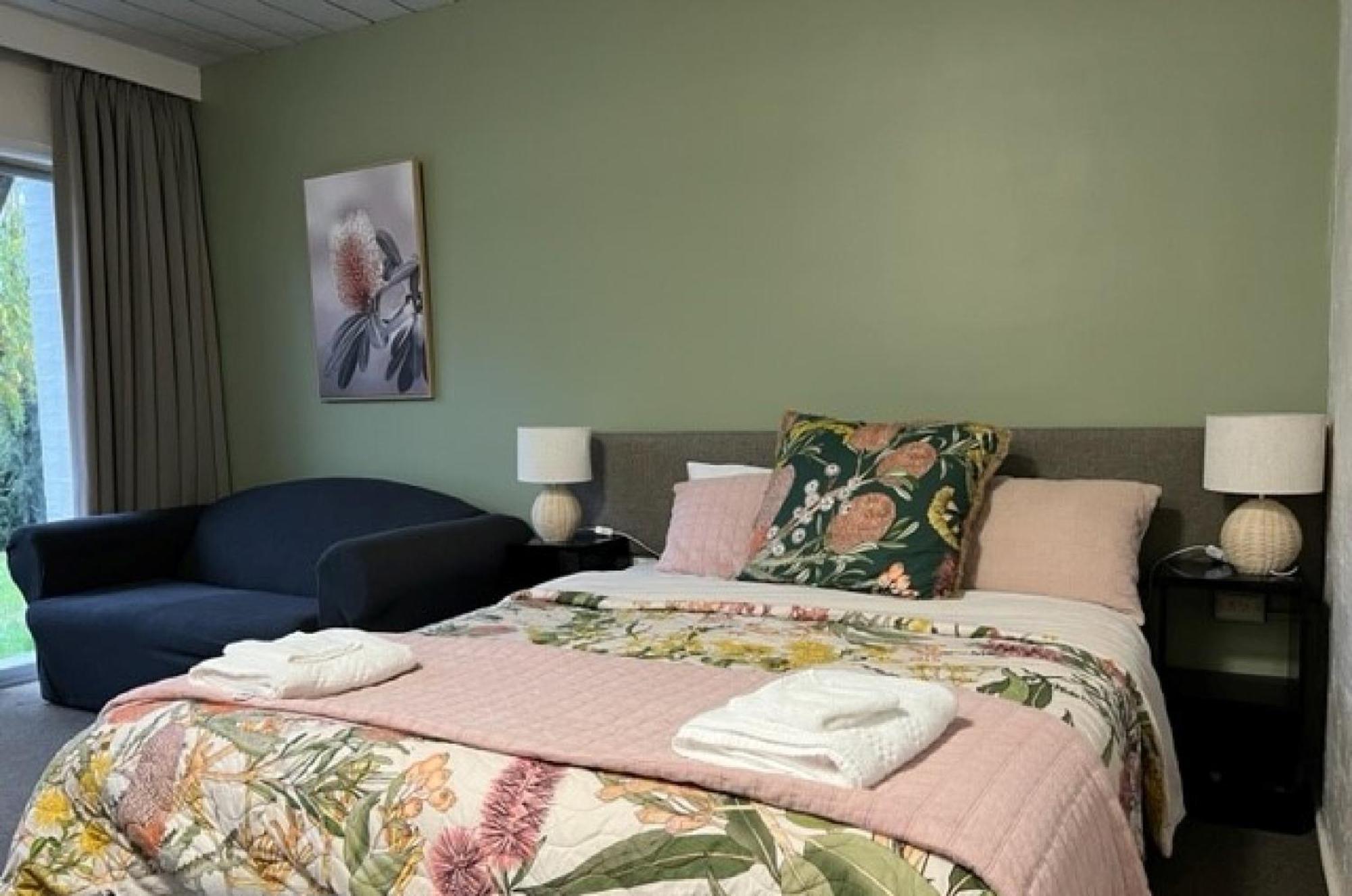 Riverbank Park Motel Bright Buitenkant foto
