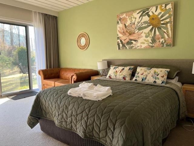Riverbank Park Motel Bright Buitenkant foto